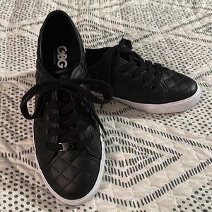 Black guess shoes size 7.5